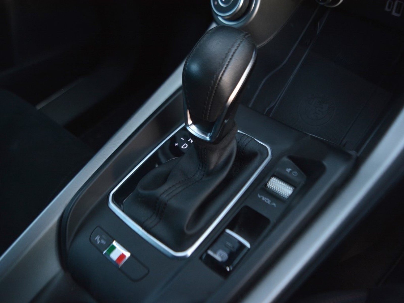 11 - Alfa Romeo Tonale 1.5 hybrid 160cv veloce tct7