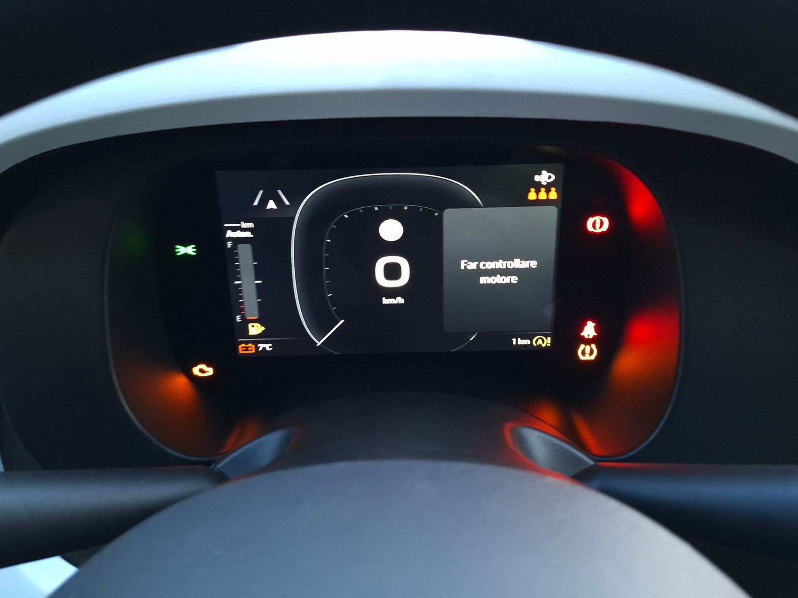 10 - Fiat Pandina cross 1.0 firefly hybrid 70cv s&s