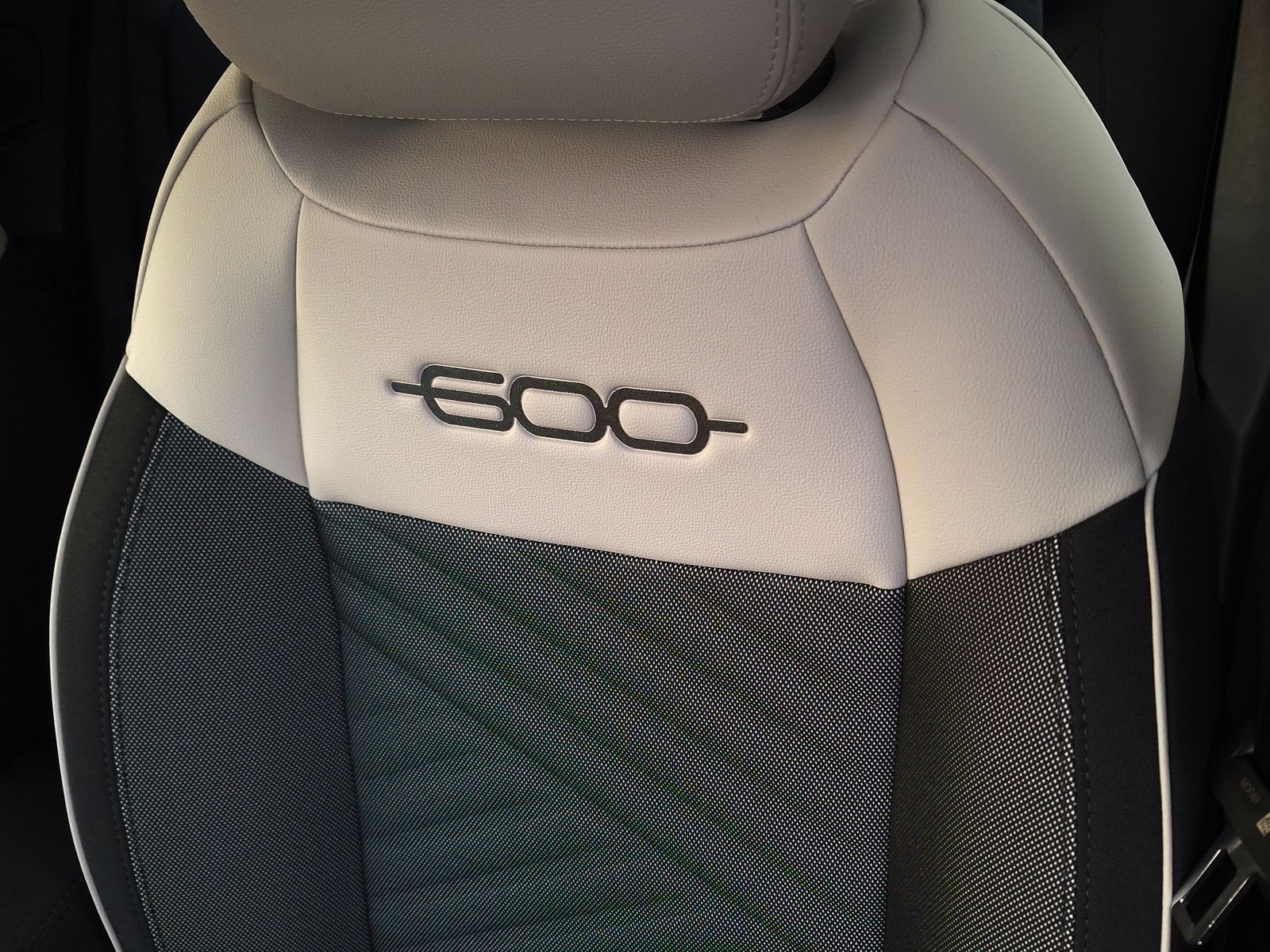 21 - Fiat 600 1.2 hybrid 110cv icon edct