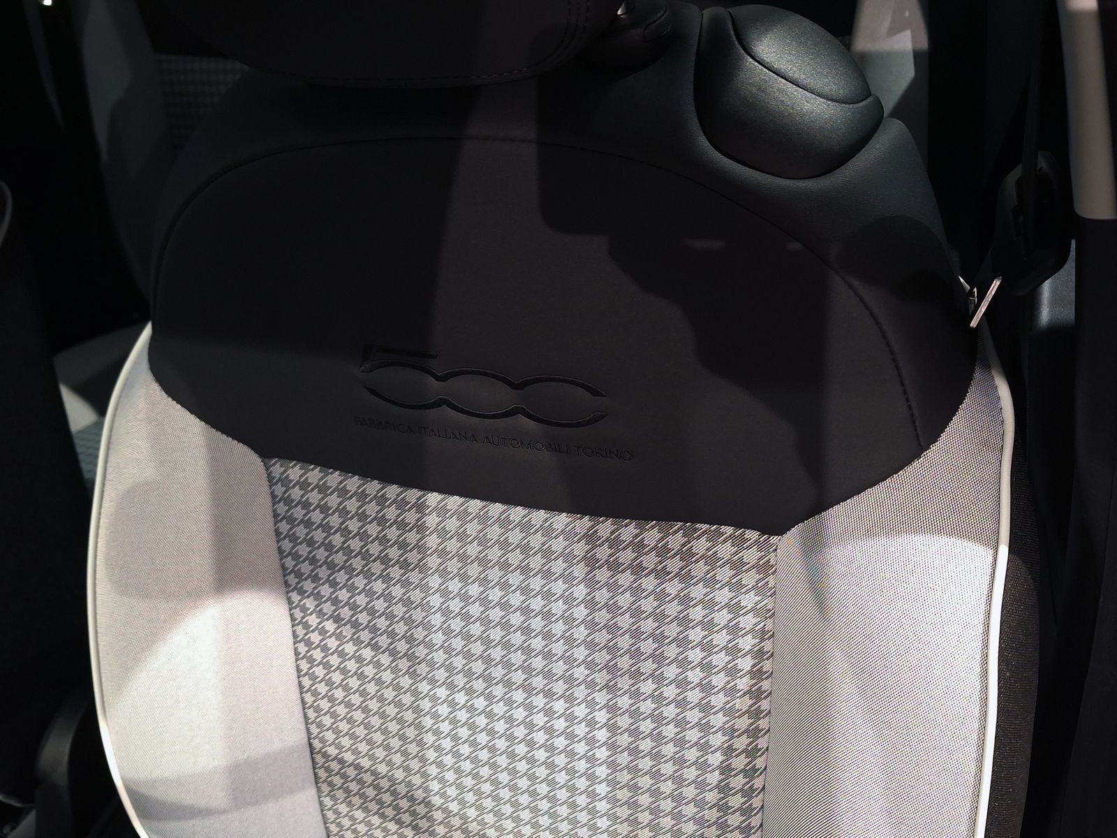 22 - Fiat 500 1.0 hybrid torino