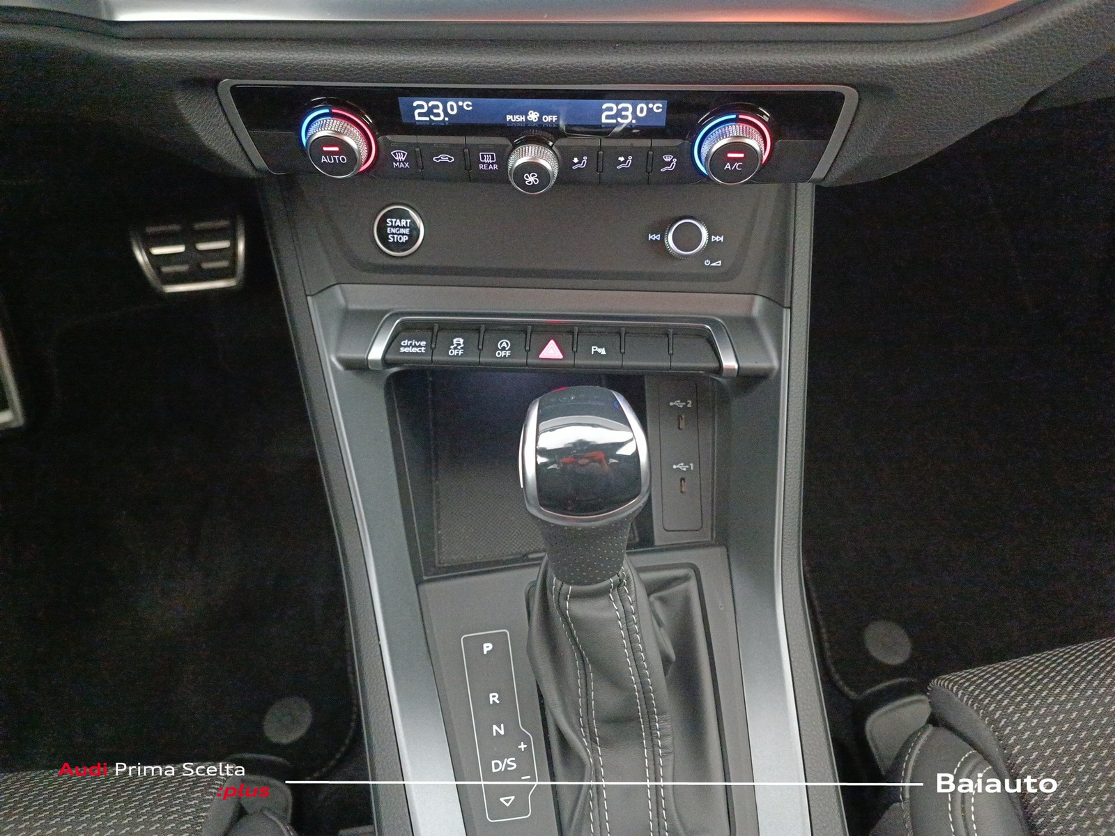 12 - Audi Q3 sportback 35 2.0 tdi s line edition s tronic