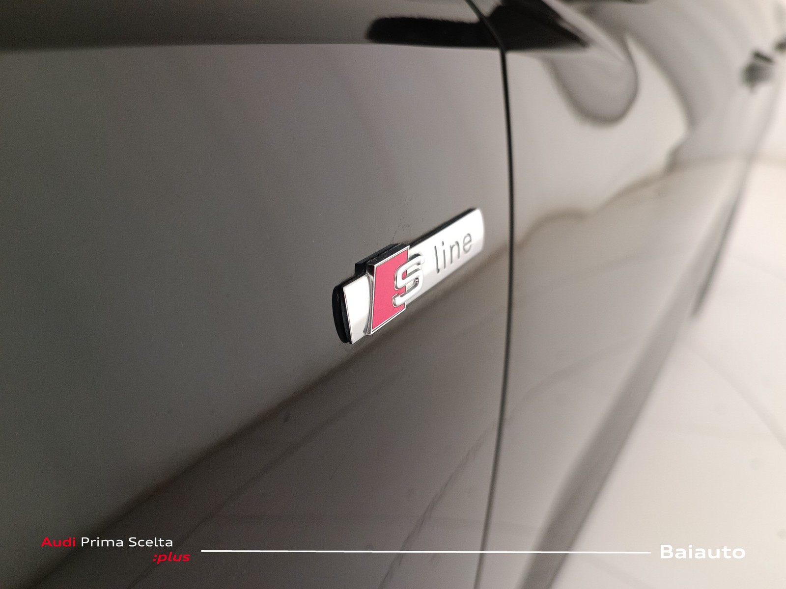 26 - Audi Q3 sportback 35 2.0 tdi s line edition s tronic