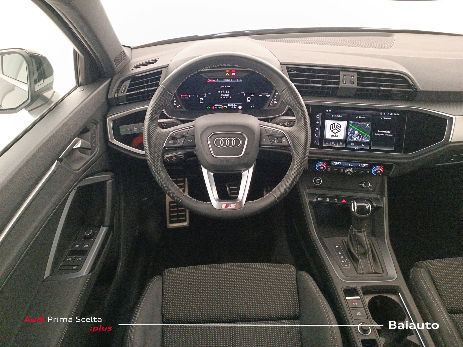 8 - Audi Q3 sportback 35 2.0 tdi s line edition s tronic