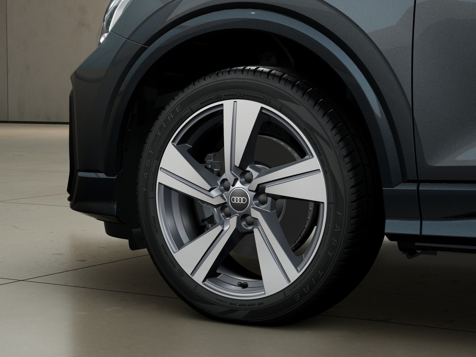 5 - Audi Q2 35 2.0 tdi s line edition s tronic