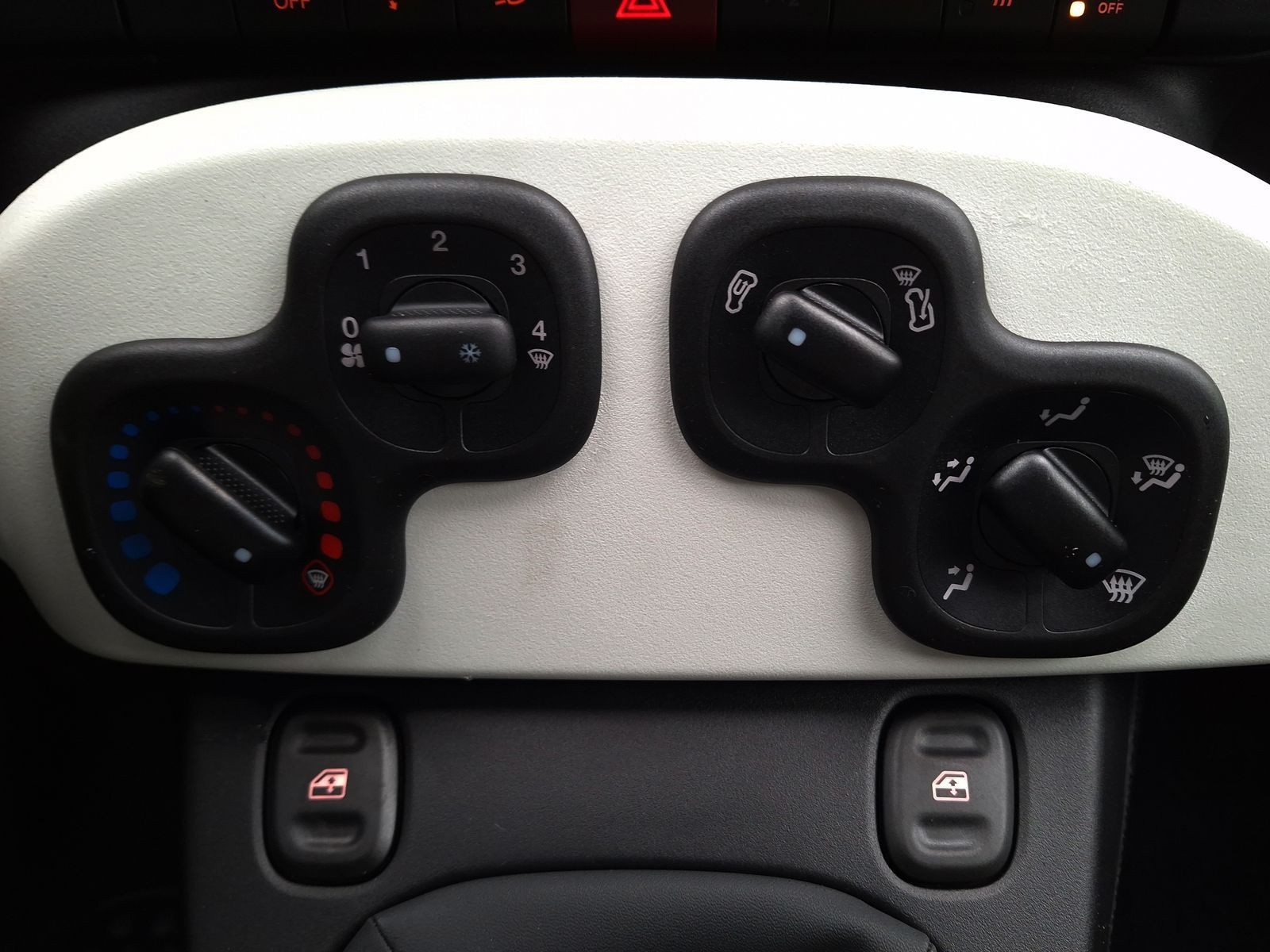 17 - Fiat Pandina cross 1.0 firefly hybrid 65cv cross s&s