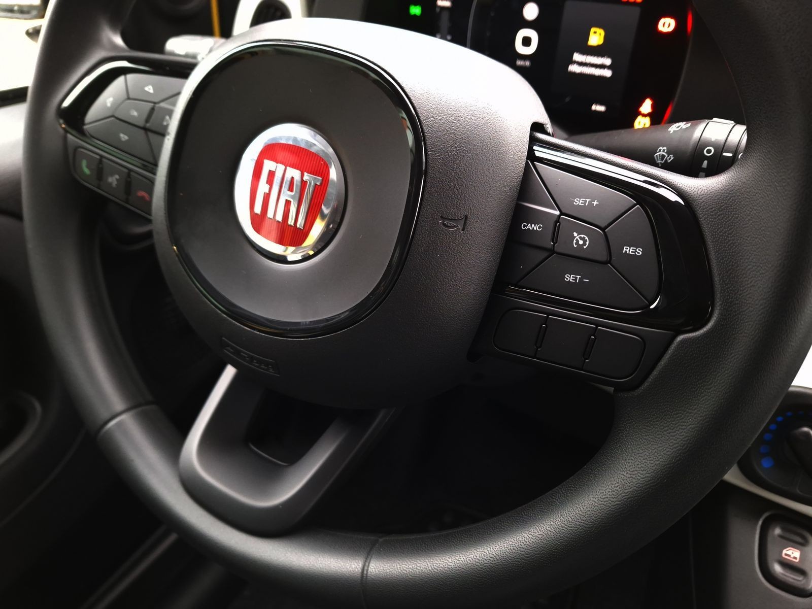 20 - Fiat Pandina cross 1.0 firefly hybrid 65cv cross s&s