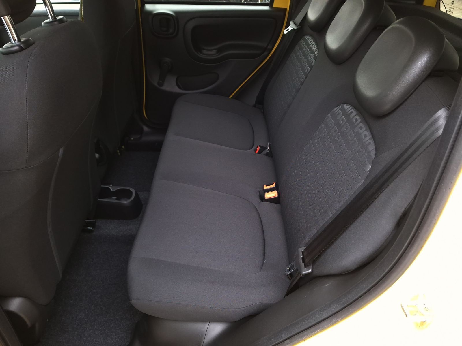 12 - Fiat Pandina cross 1.0 firefly hybrid 65cv cross s&s