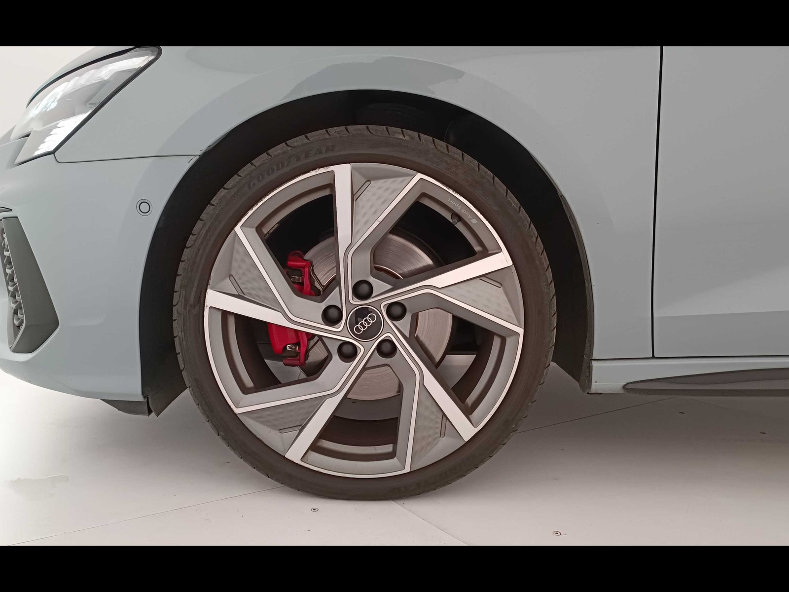 11 - Audi A3 sportback 40 2.0 tdi s line edition quattro s tronic