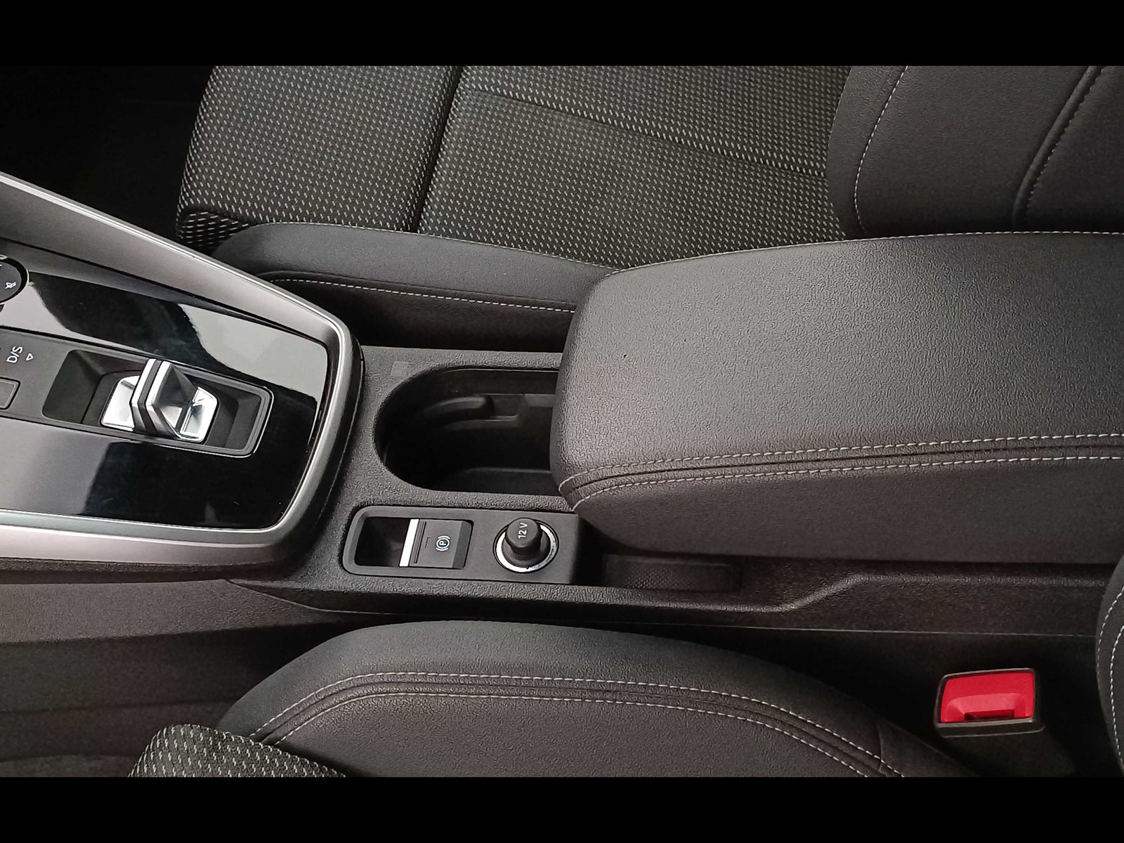 30 - Audi A3 sportback 40 2.0 tdi s line edition quattro s tronic