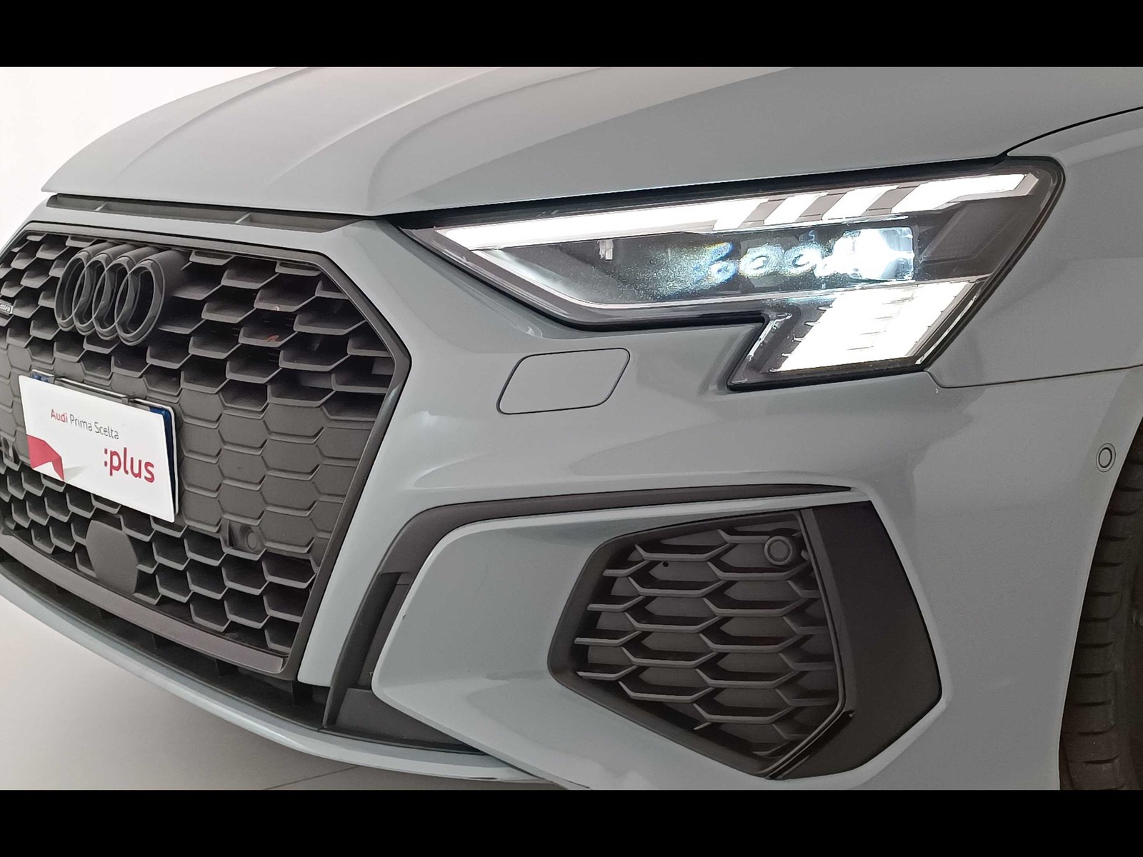 42 - Audi A3 sportback 40 2.0 tdi s line edition quattro s tronic