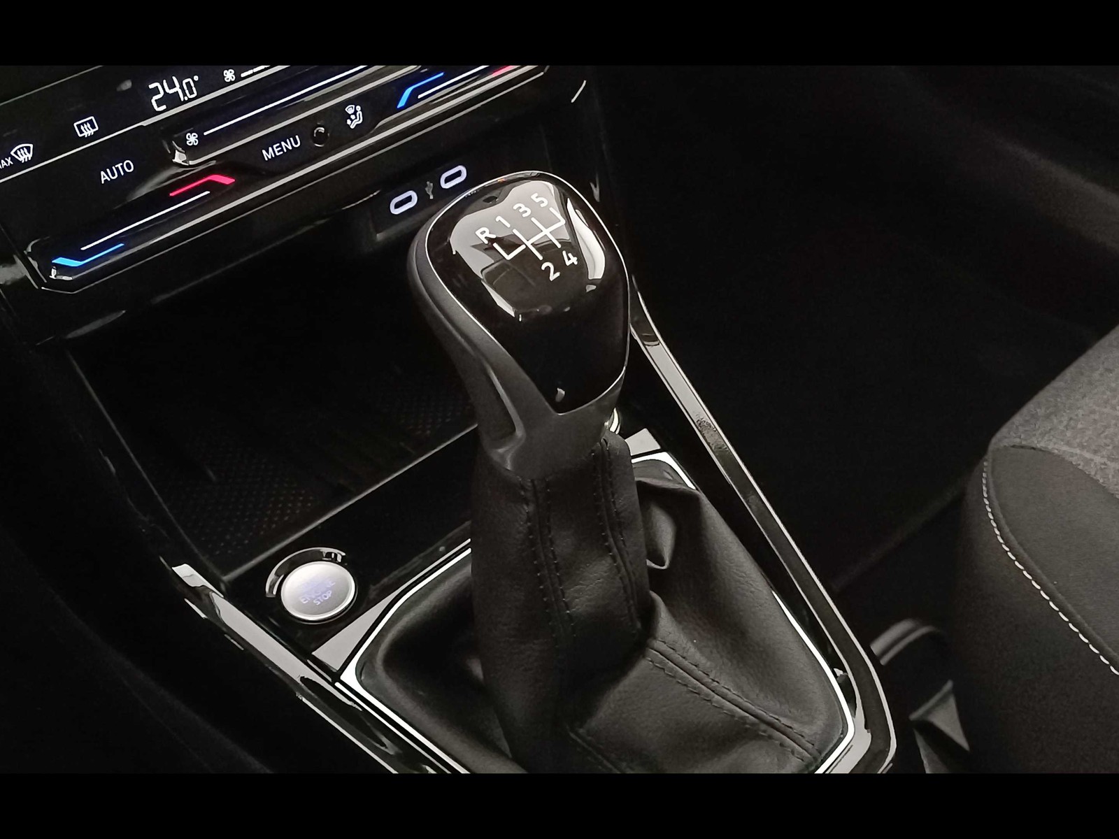 12 - Volkswagen T-Cross 1.0 tsi 95cv edition plus