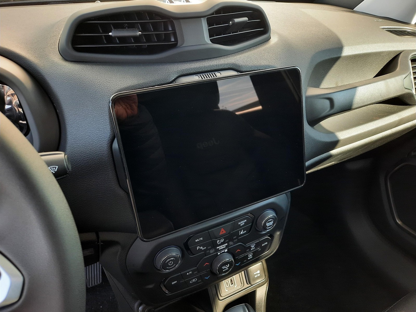 11 - Jeep Renegade 1.5 turbo t4 mhev north star 2wd dct