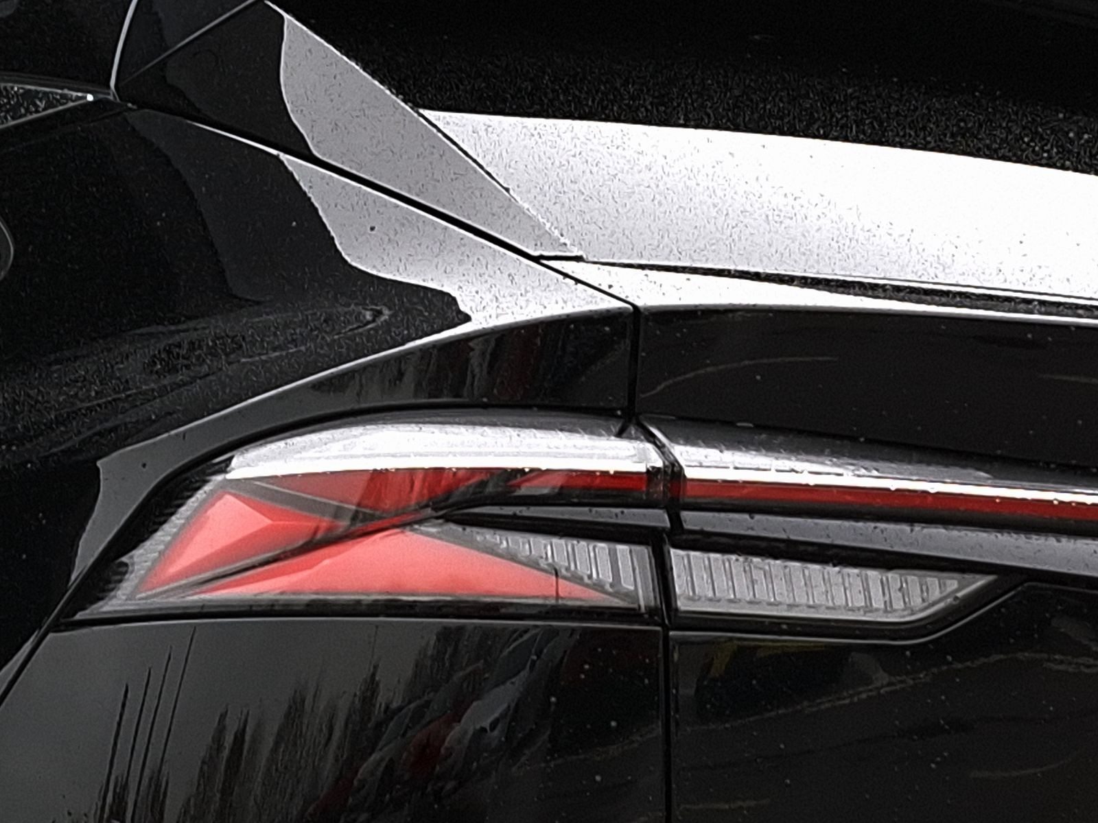 15 - Mg HS 1.5 phev comfort auto