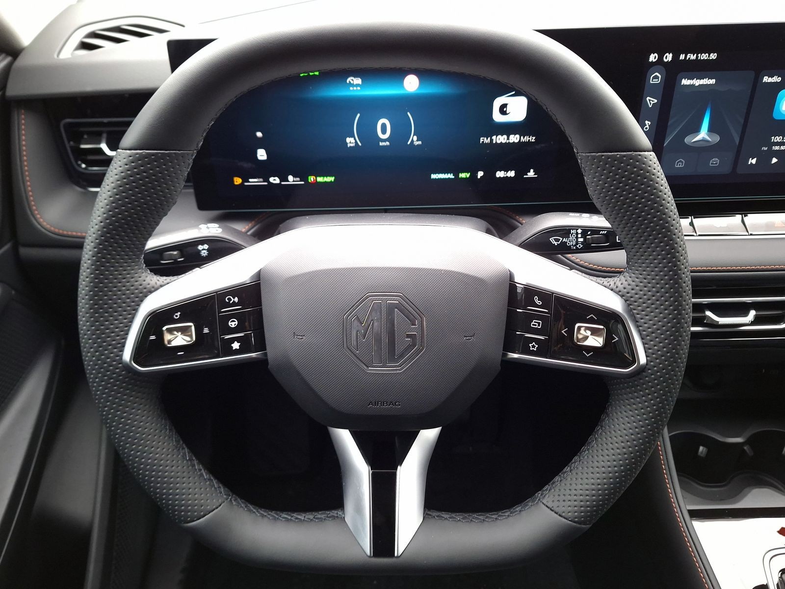 9 - Mg HS 1.5 phev comfort auto