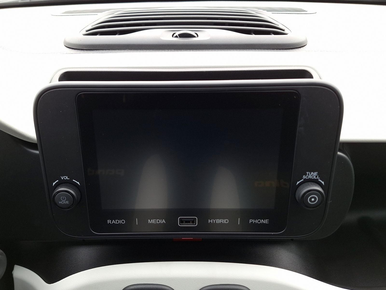 16 - Fiat Pandina cross 1.0 firefly hybrid 70cv s&s