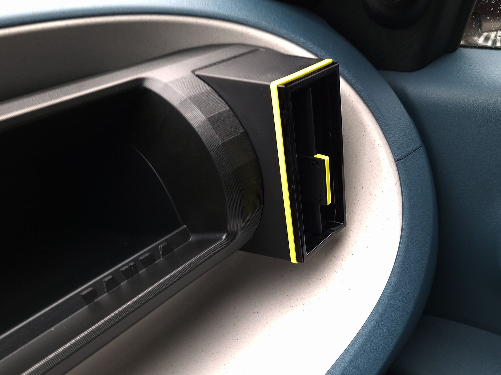 21 - Fiat Grande Panda 1.2 hybrid 110cv pop