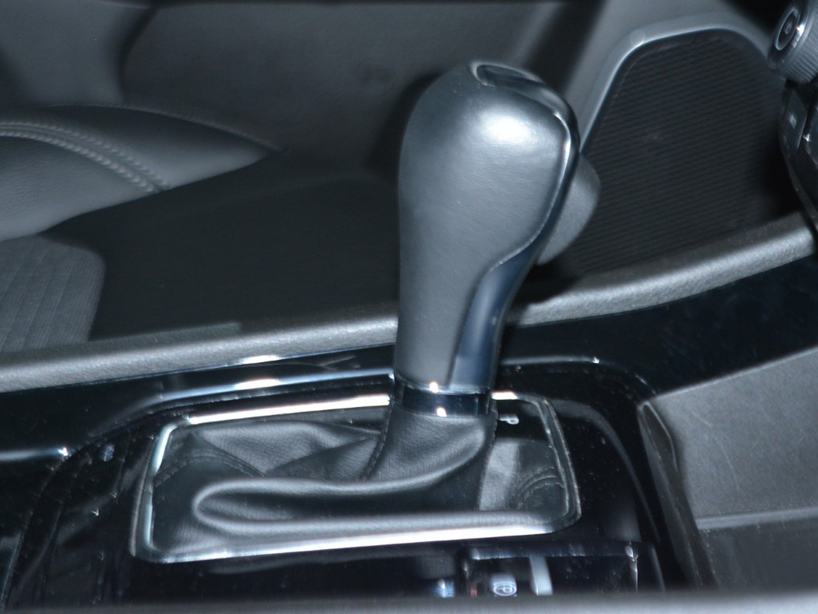 14 - Jeep Compass 1.5 turbo t4 mhev 130cv altitude 2wd