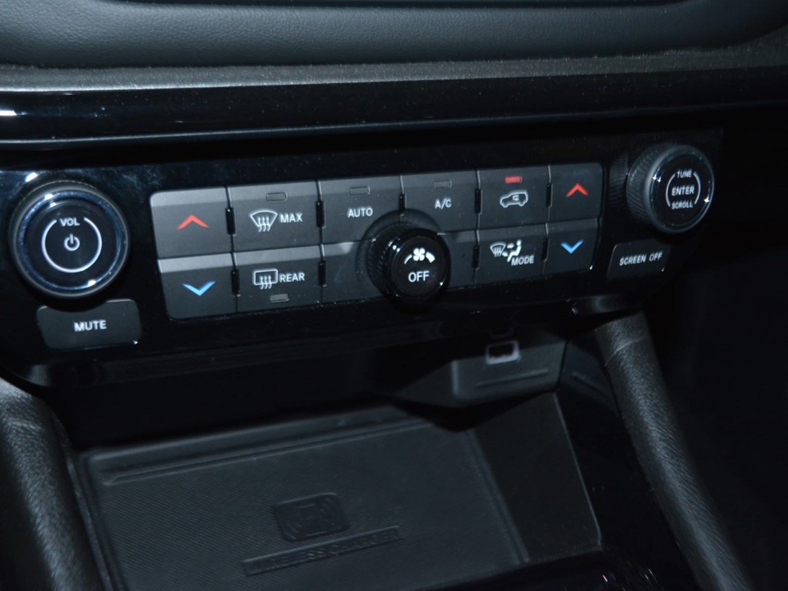 12 - Jeep Compass 1.5 turbo t4 mhev 130cv s 2wd dct