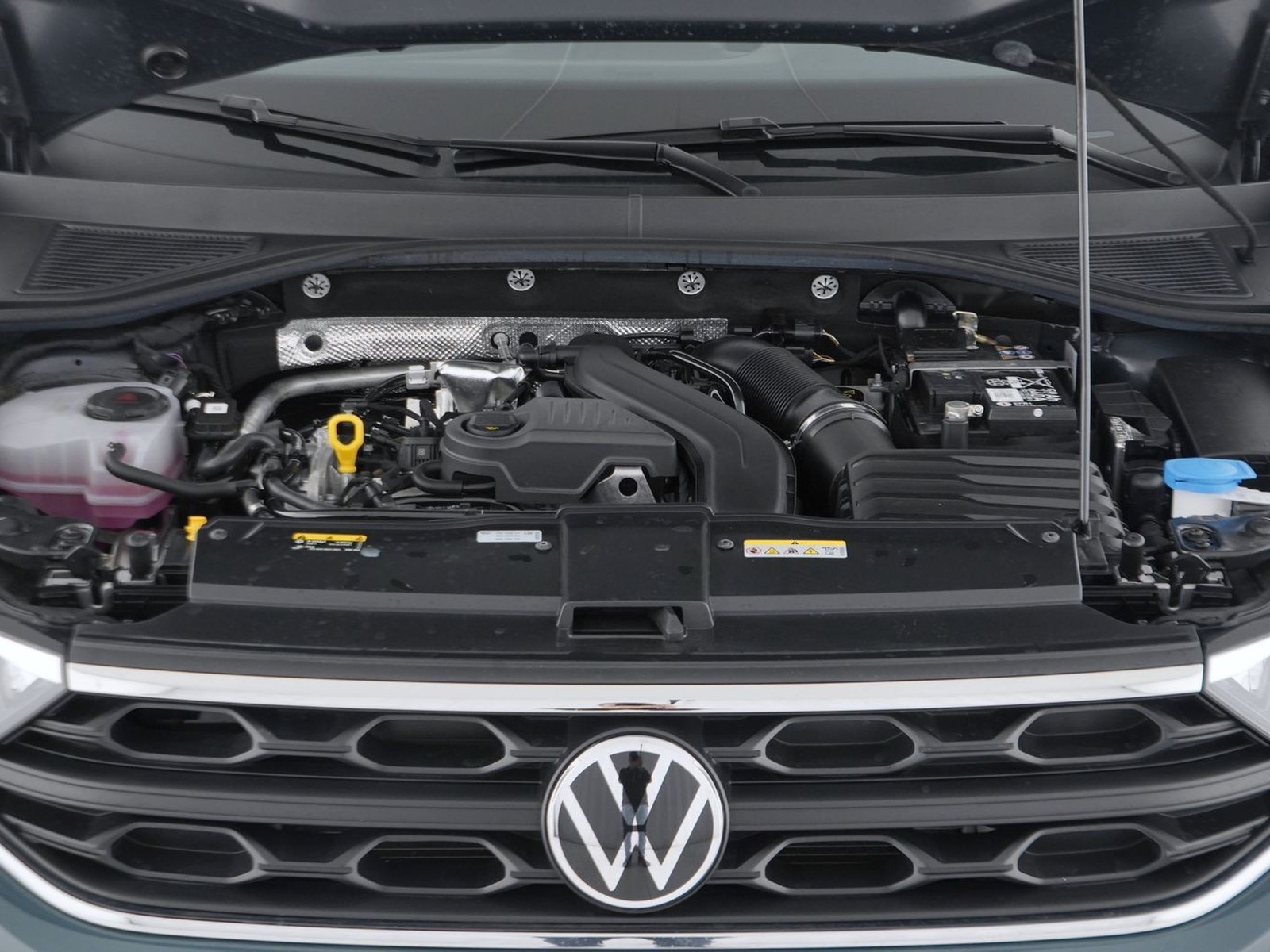 11 - Volkswagen T-Roc 1.5 tsi act life dsg