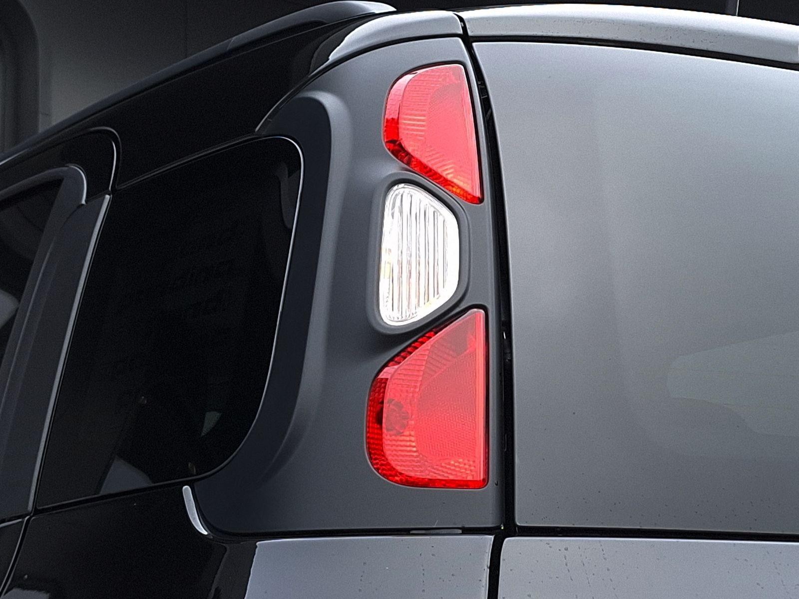 15 - Fiat Pandina cross 1.0 firefly hybrid 70cv s&s