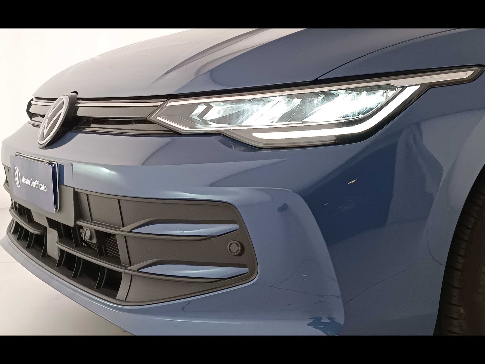 38 - Volkswagen Golf 2.0 tdi scr 115cv life