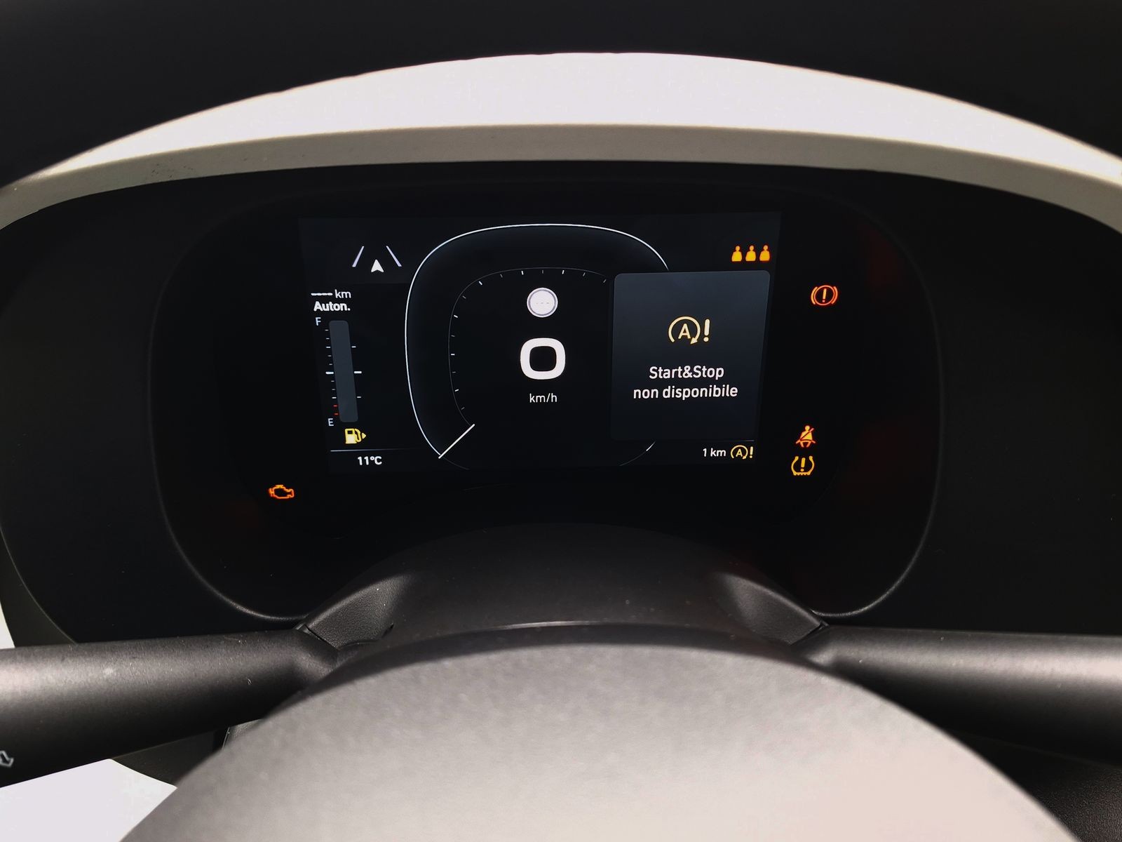 10 - Fiat Pandina cross 1.0 firefly hybrid 70cv s&s