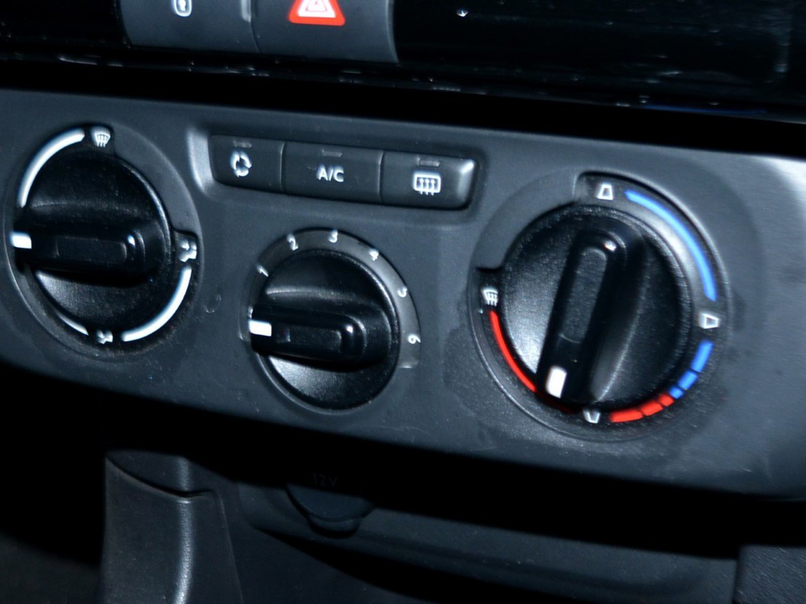 11 - Citroen C3 1.2 puretech 83cv you! s&s