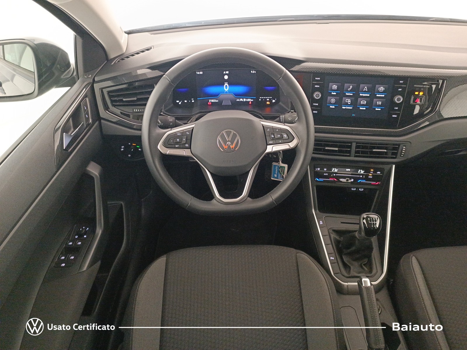 8 - Volkswagen Taigo 1.0 tsi 115cv life