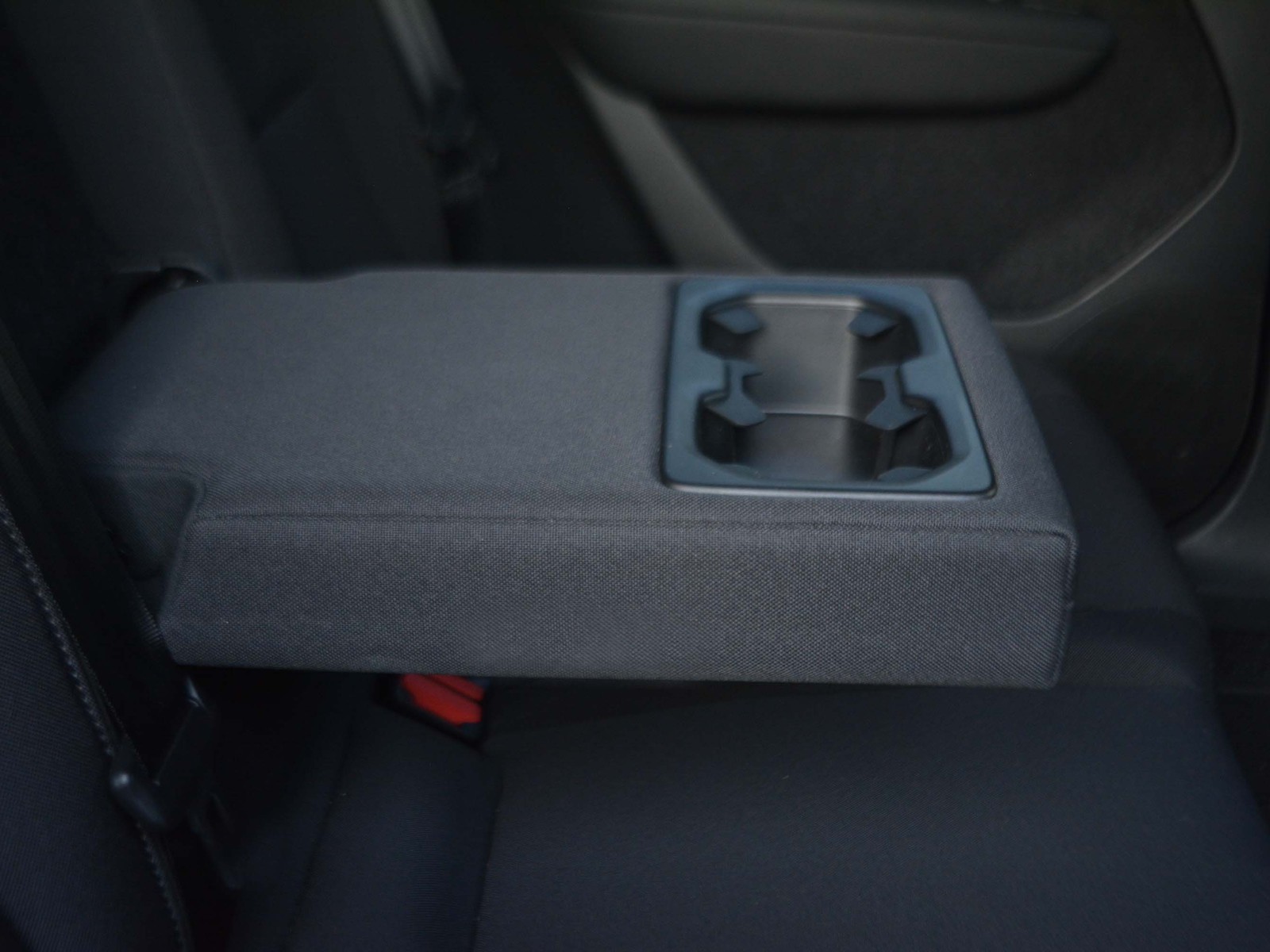 8 - Volvo XC40 1.5 t5 recharge plug-in-hybrid inscription expression geartronic my21