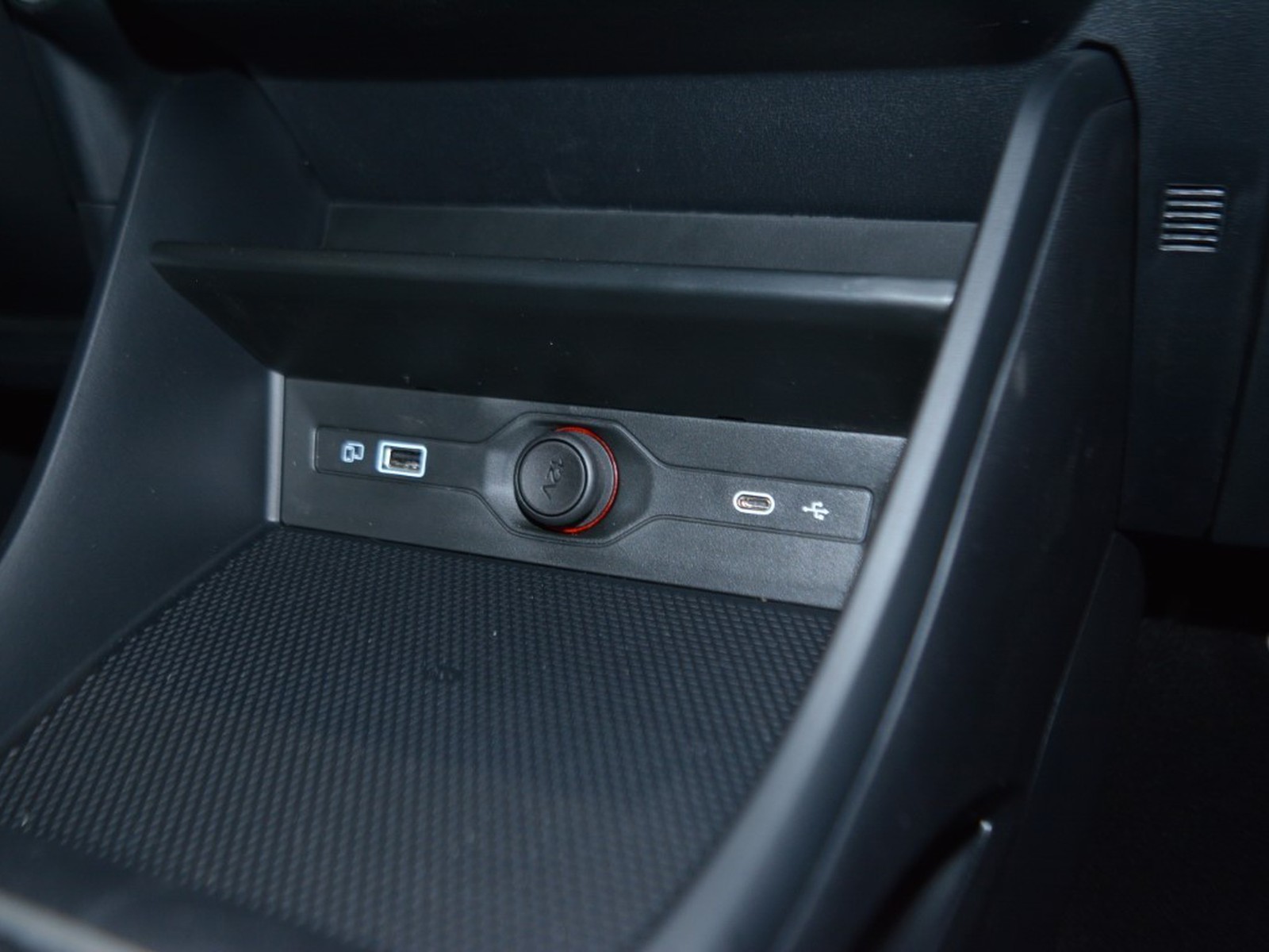 18 - Mg MG3 1.5 comfort