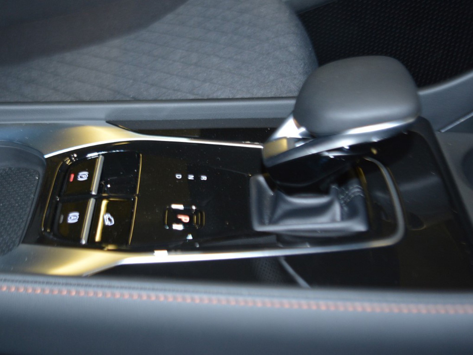 12 - Mg HS 1.5 hybrid+ comfort auto