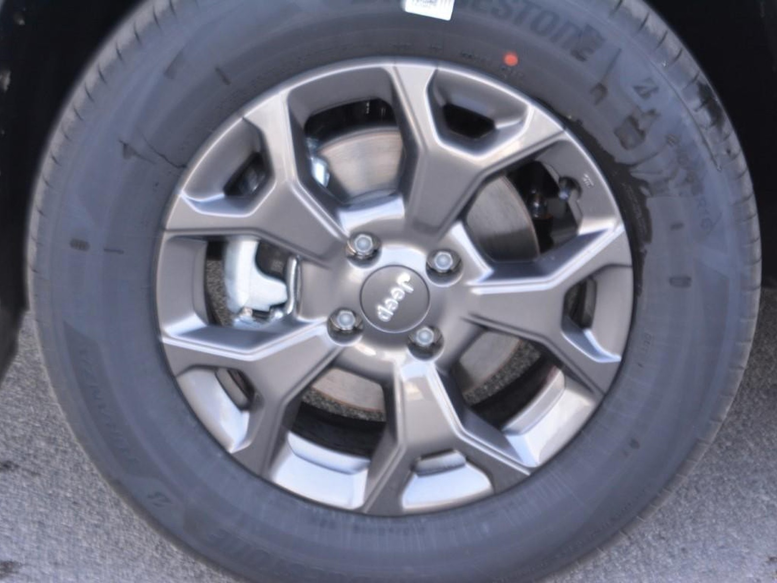 15 - Jeep Avenger 1.2 turbo 100cv longitude fwd