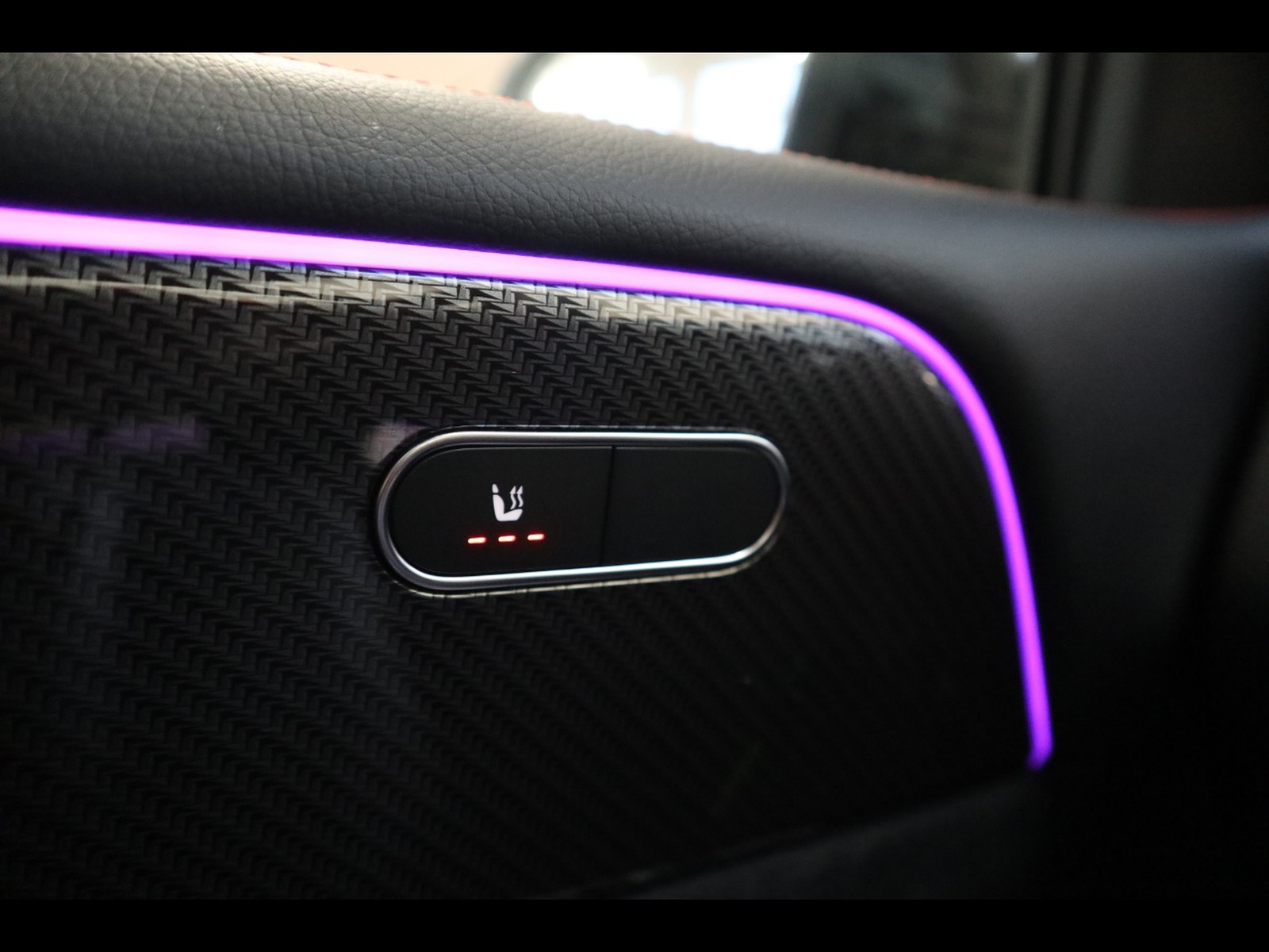 15 - Mercedes GLB 200 d amg line premium 4matic 8g-dct