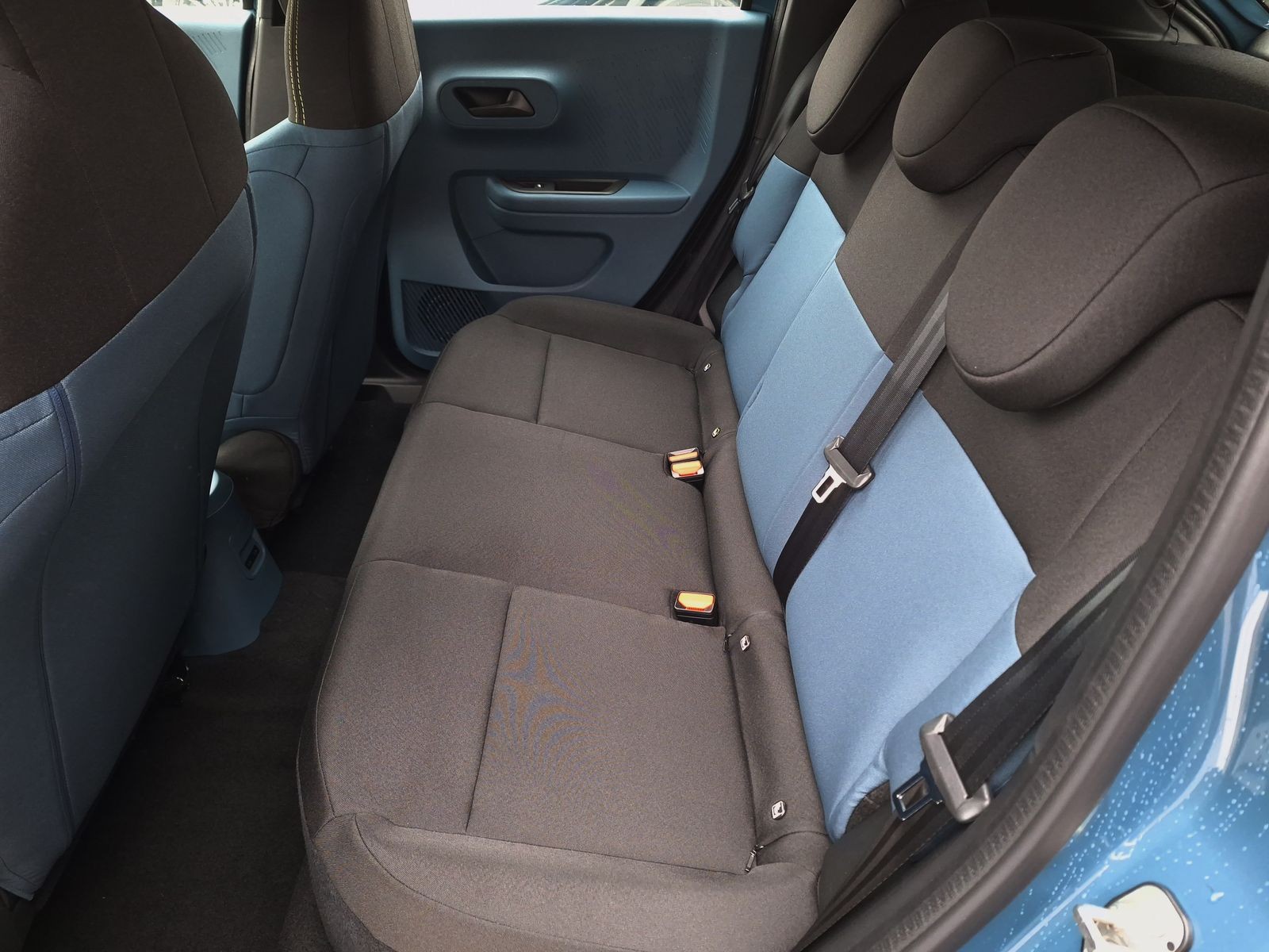 12 - Fiat Grande Panda 1.2 hybrid 110cv business