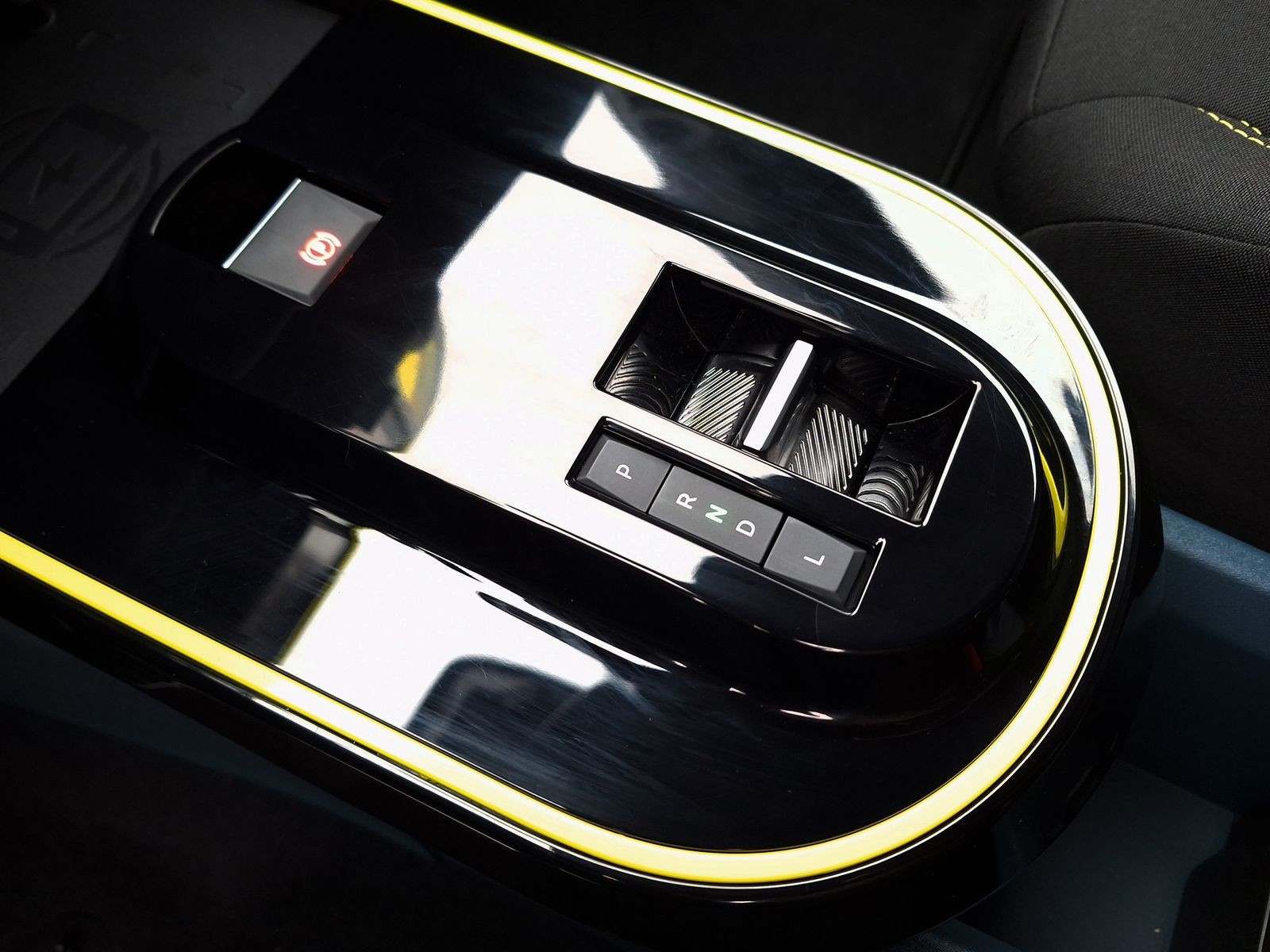 18 - Fiat Grande Panda 1.2 hybrid 110cv business