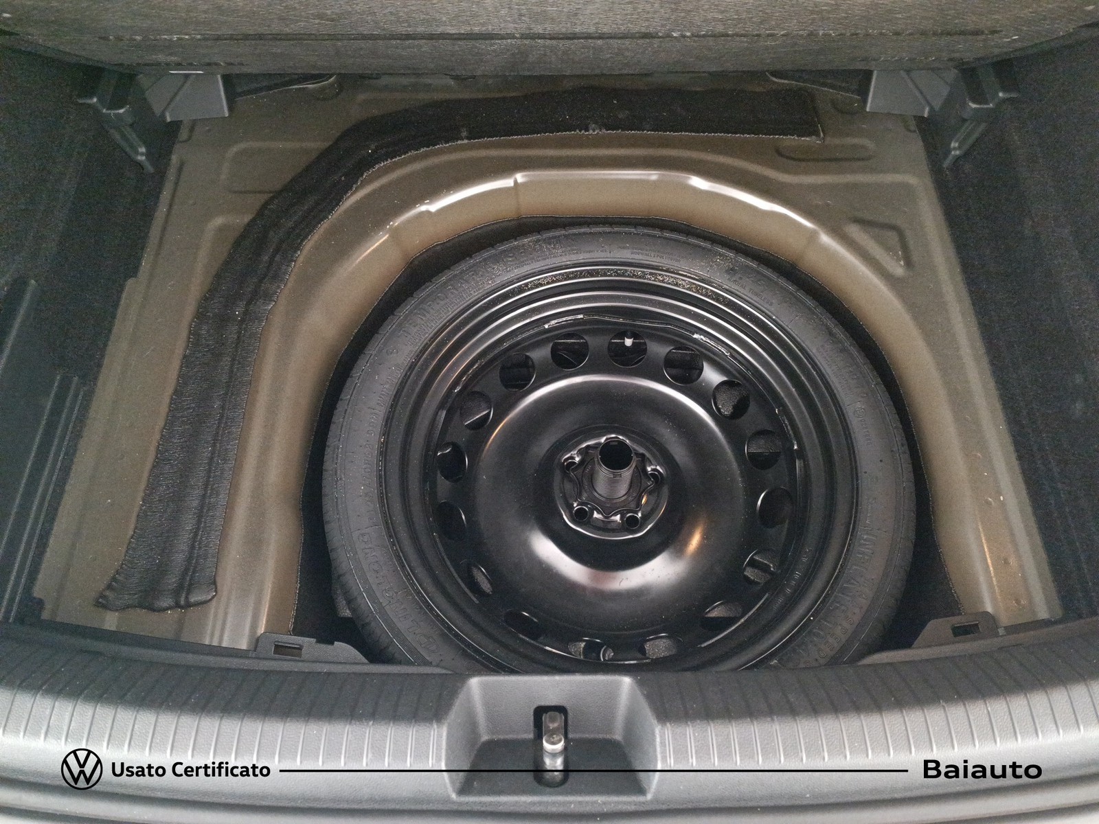 29 - Volkswagen Taigo 1.0 tsi 115cv r-line