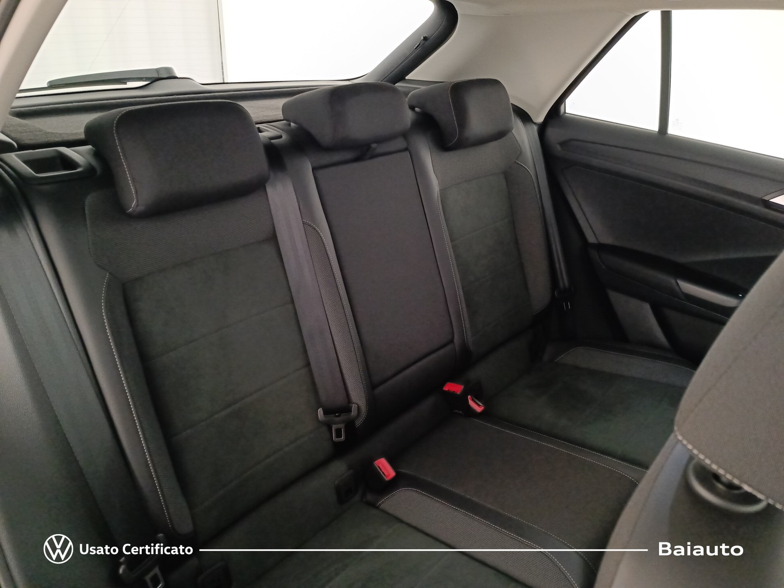 21 - Volkswagen T-Roc 1.0 tsi 115cv style