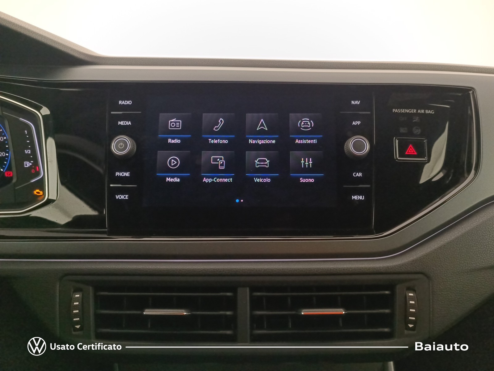 10 - Volkswagen Taigo 1.0 tsi 115cv r-line