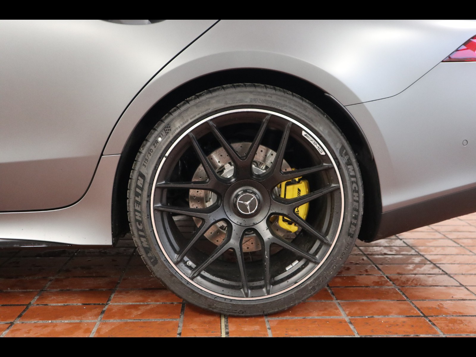 4 - AMG GT coupe 43 mild hybrid (eq-boost) 4matic+ speedshift dct