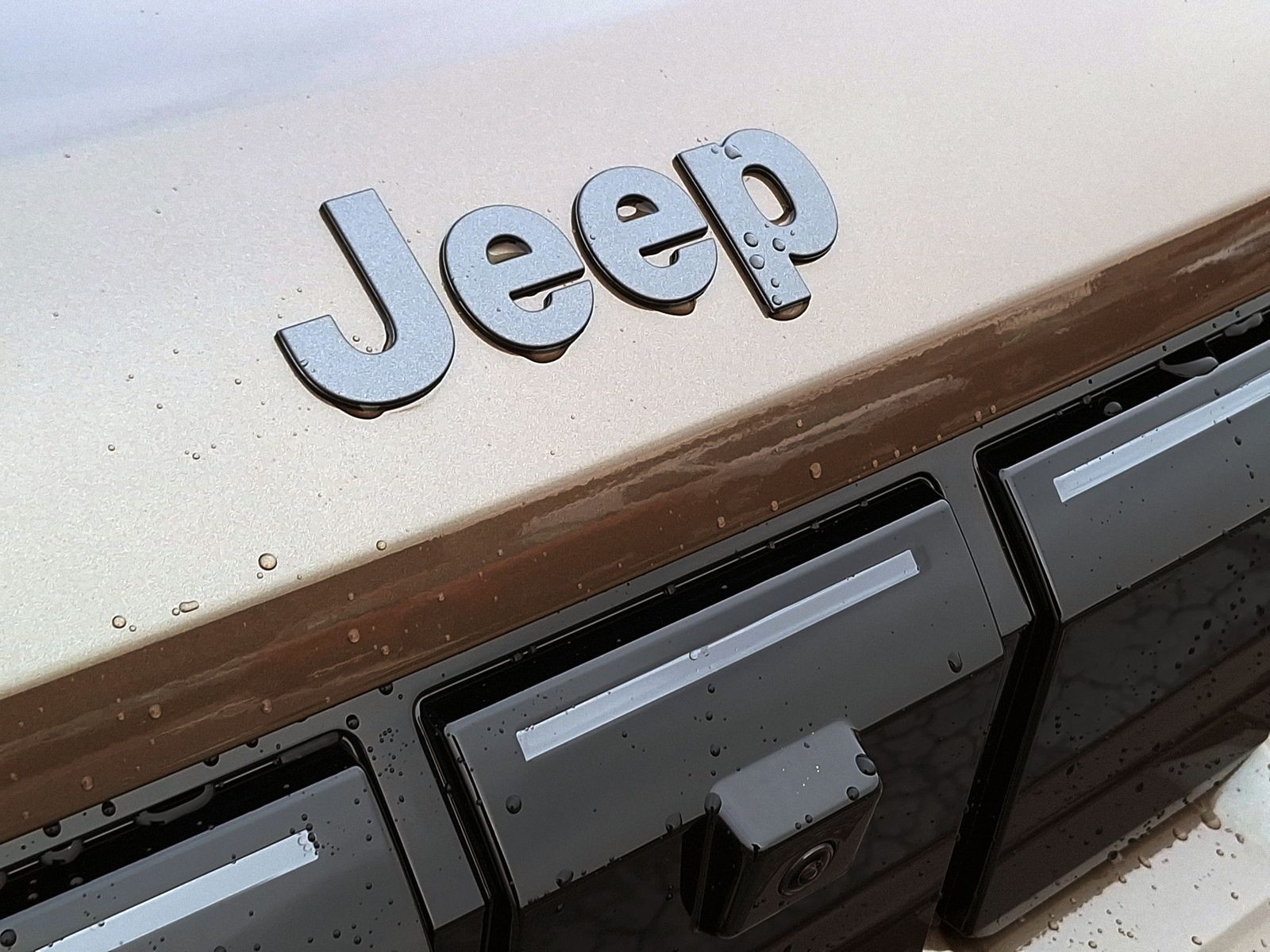 26 - Jeep Compass first edition fwd auto