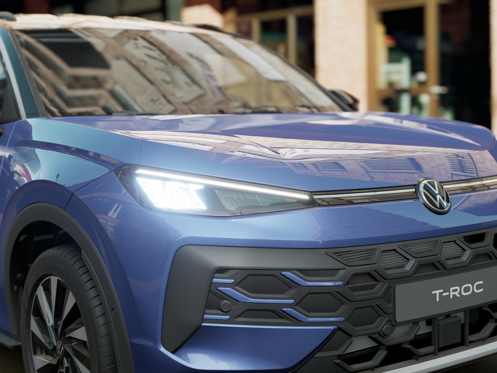 12 - Volkswagen T-Roc 1.5 etsi act 115cv life dsg