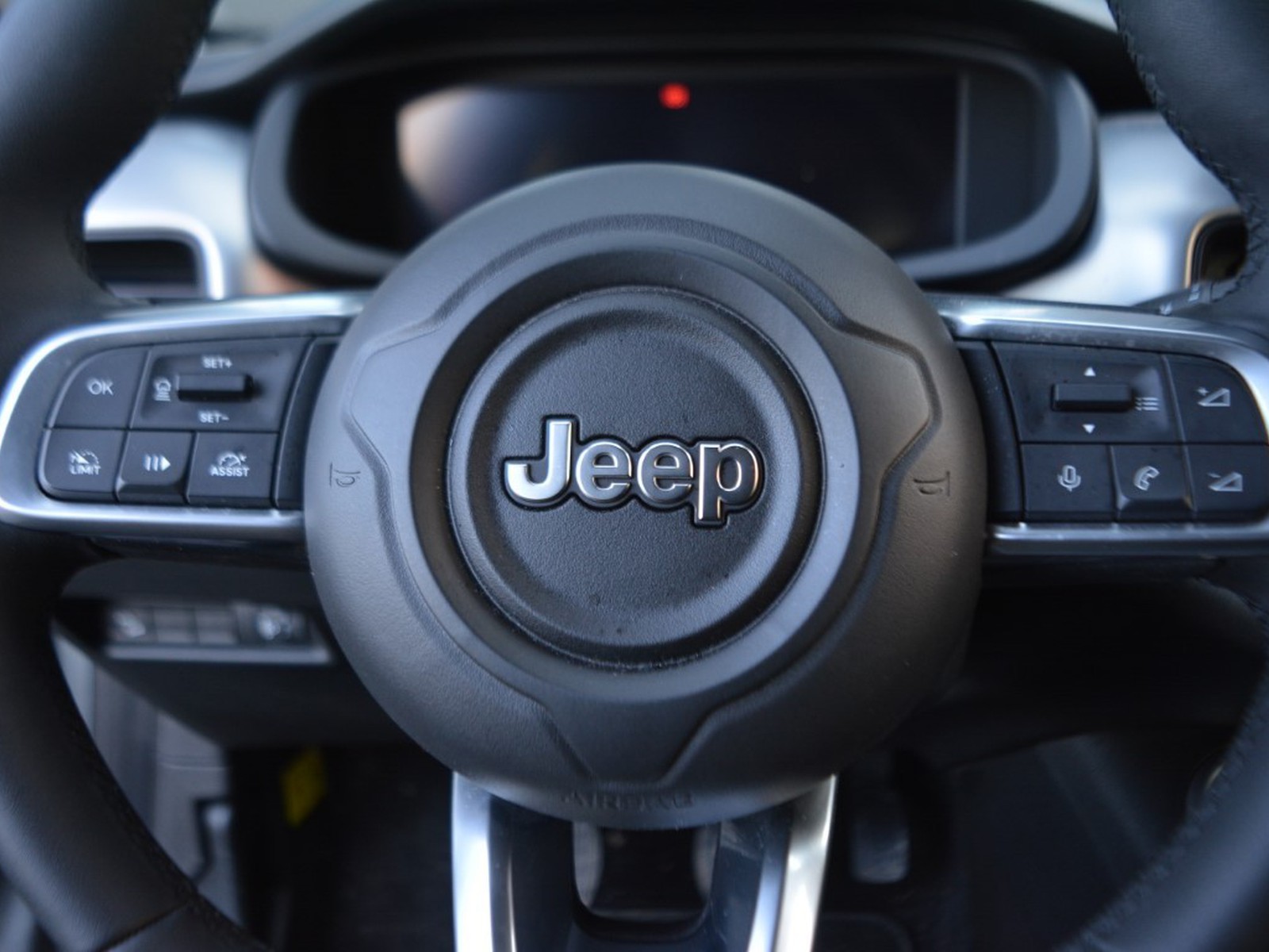 16 - Jeep Avenger 1.2 turbo 100cv summit fwd