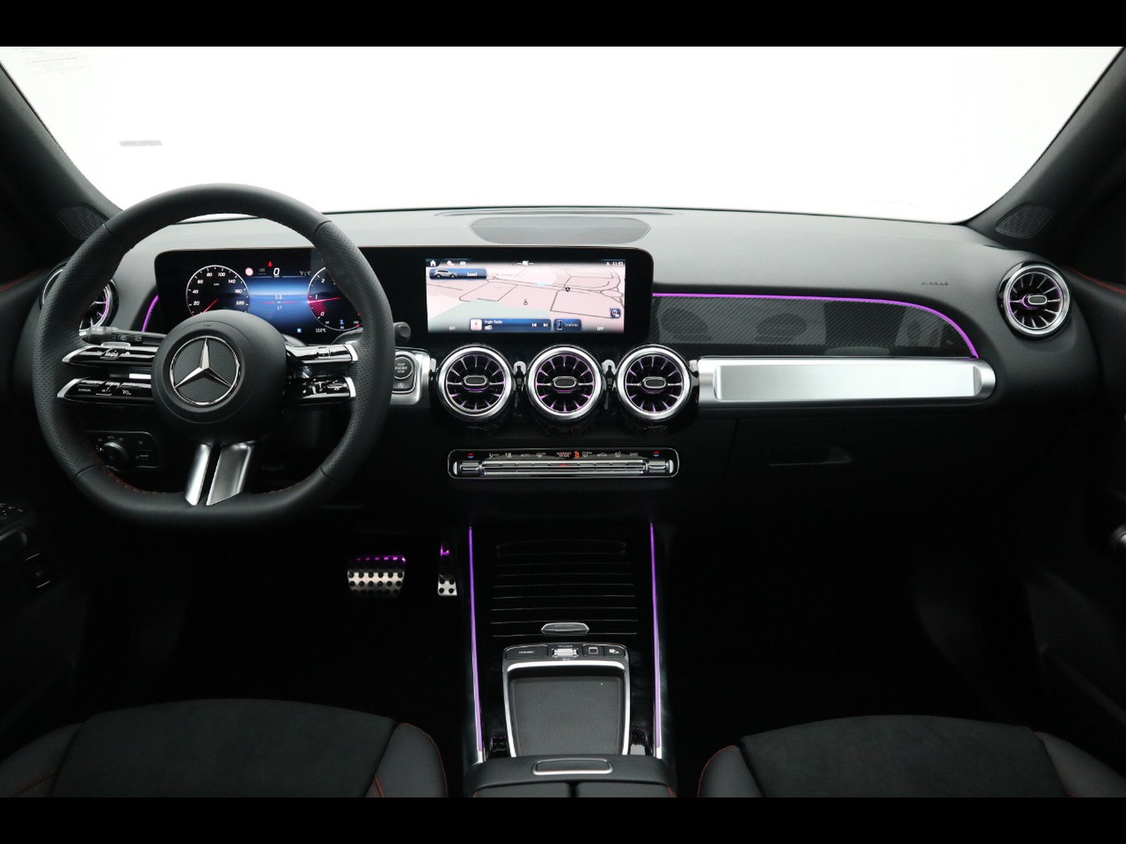 14 - Mercedes GLB 200 d amg line premium 4matic 8g-dct