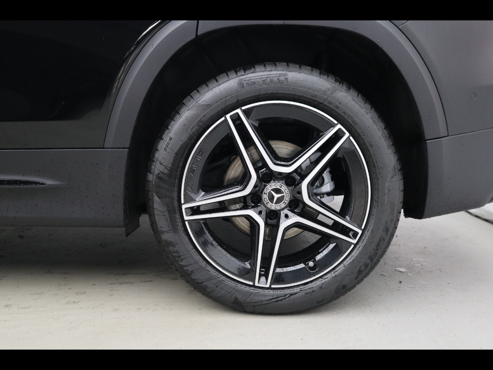 4 - Mercedes GLB 200 d amg line premium 4matic 8g-dct