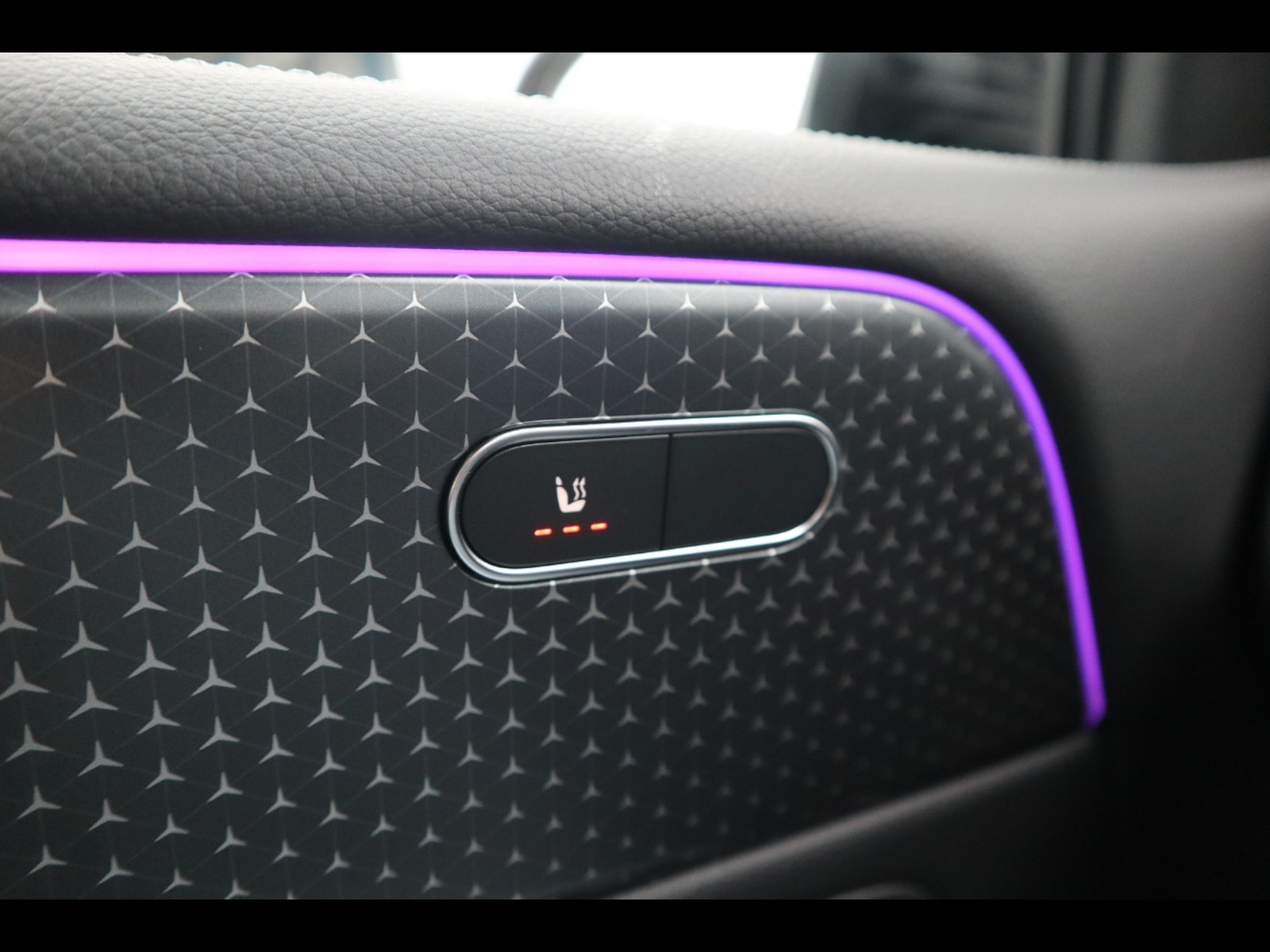 15 - Mercedes GLB 200 d progressive advanced plus 8g-dct