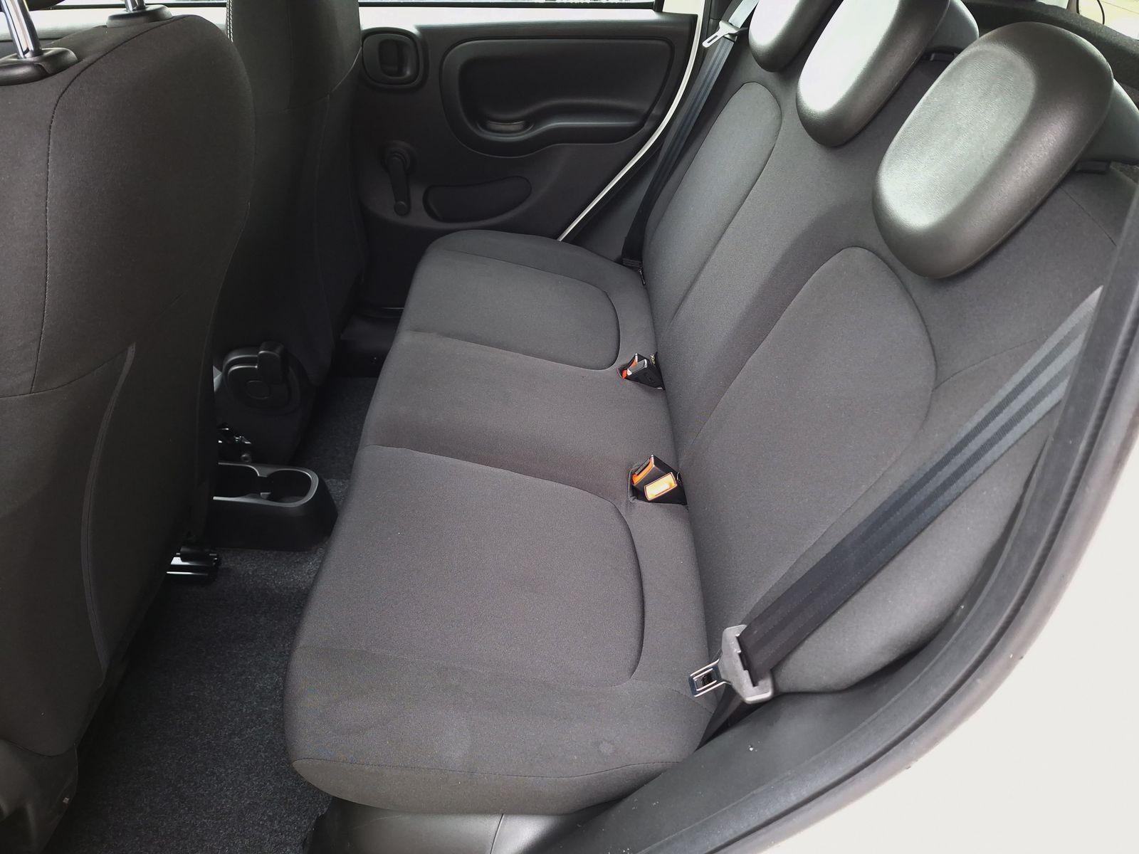 12 - Fiat Pandina 1.0 firefly hybrid 65cv icon s&s 5p.ti