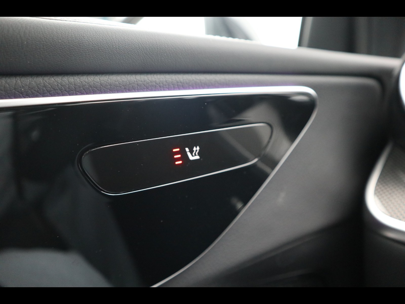 14 - Mercedes GLC coupe 220 d amg line advanced 4matic 9g-tronic