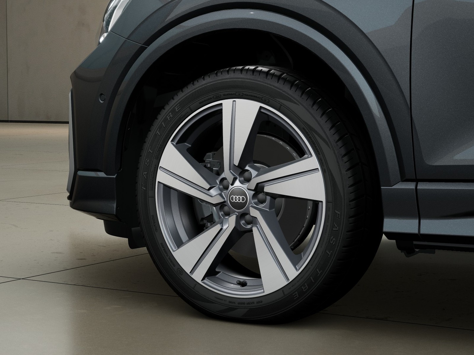 5 - Audi Q2 35 2.0 tdi s line edition s tronic