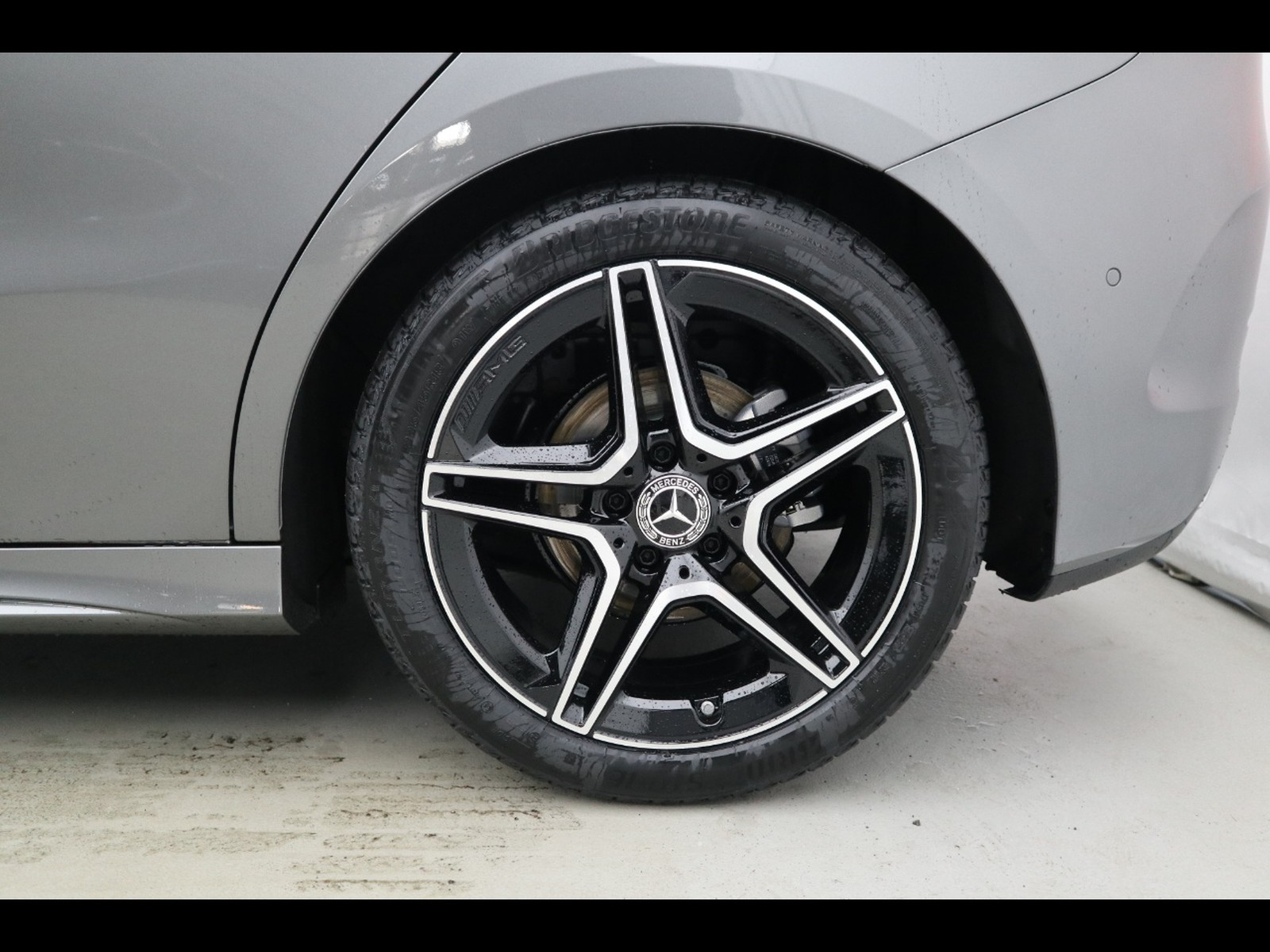 4 - Mercedes Classe B 180 d amg line advanced plus 8g-dct