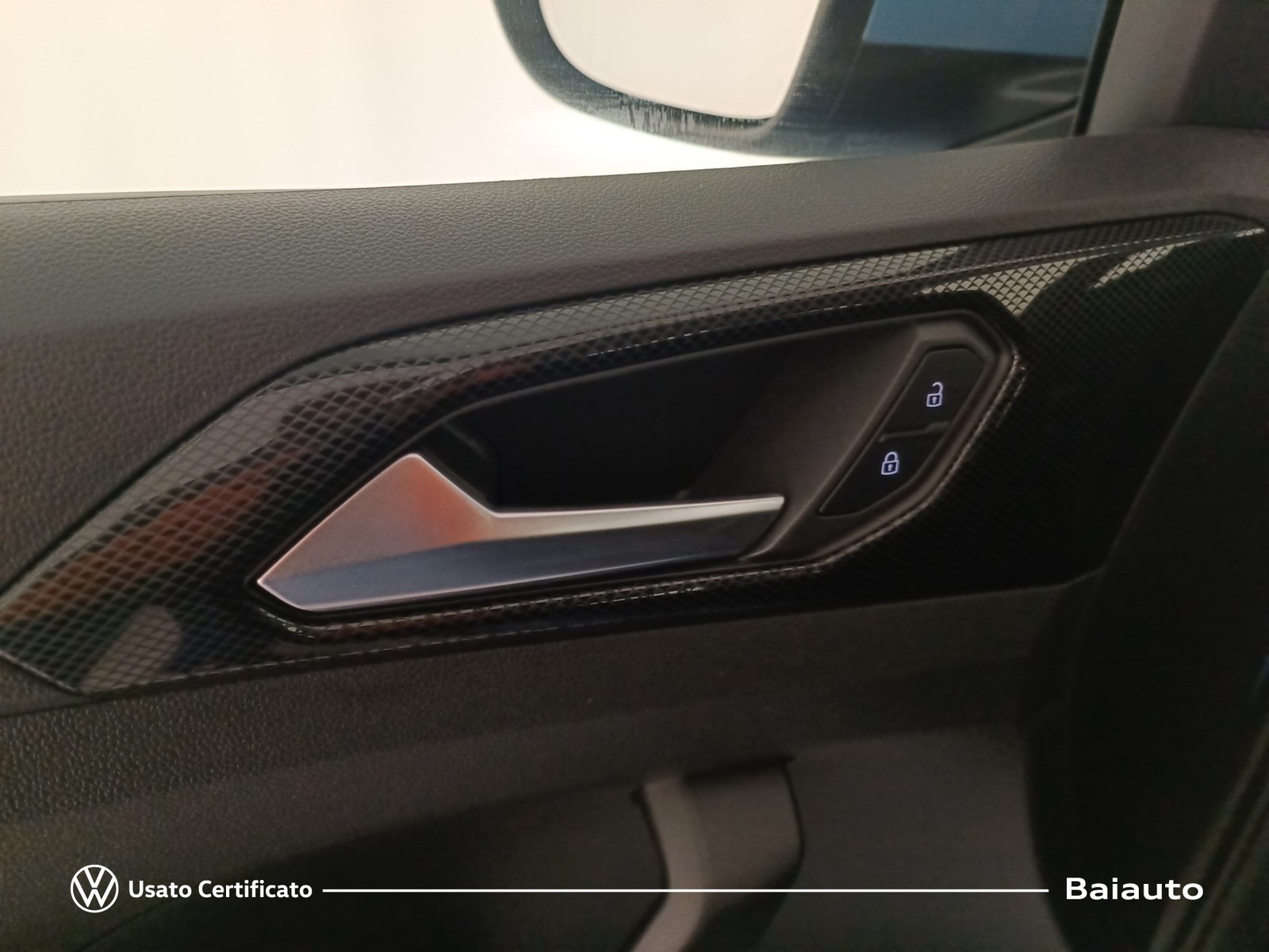 18 - Volkswagen T-Cross 1.0 tsi 95cv life